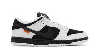 Nike SB Dunk Low Tightbooth